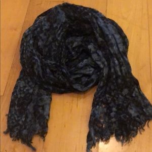 Black and Blue Burnout Scarf